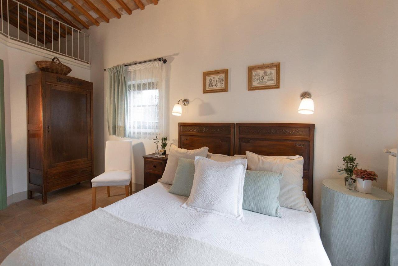 Agriturismo Borgo Di Campagna Il Tesoro Torre Alfina Exterior photo